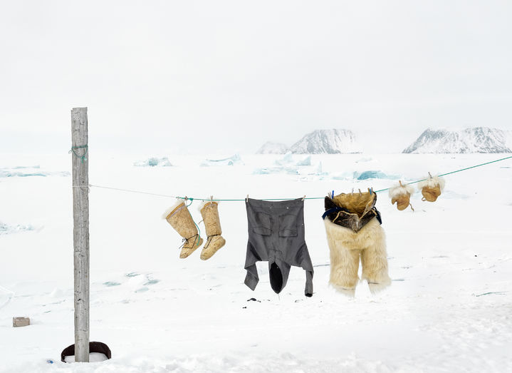 Clothesline_Savissivik_2018_ⓒ Tiina_Itkonen_사진제공 공근혜갤러리 *재판매 및 DB 금지