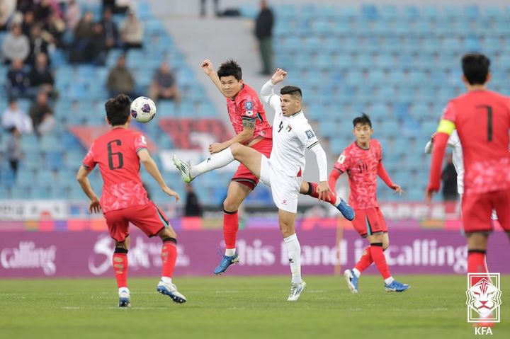 [서울=뉴시스]축구대표팀 센터백 김민재. (사진=대한축구협회 제공)