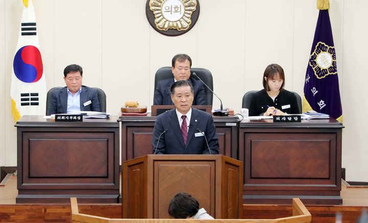 [함양=뉴시스] 함양군청 2025년도 예산안 시정연설 *재판매 및 DB 금지 *재판매 및 DB 금지