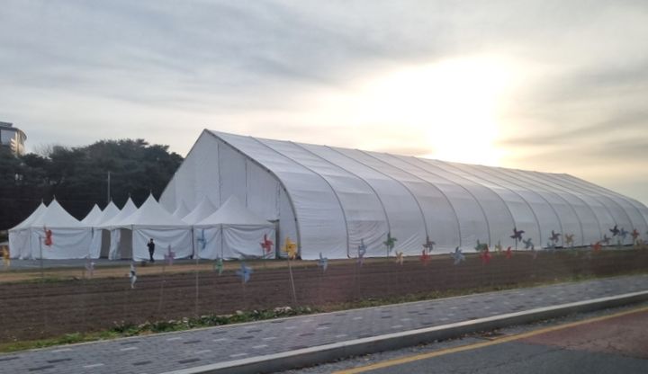 제천비행장 70m 대형 불법 가설건축물 고발