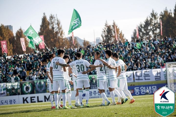 [서울=뉴시스] 프로축구 K리그1 전북 현대. (사진=한국프로축구연맹 제공) *재판매 및 DB 금지