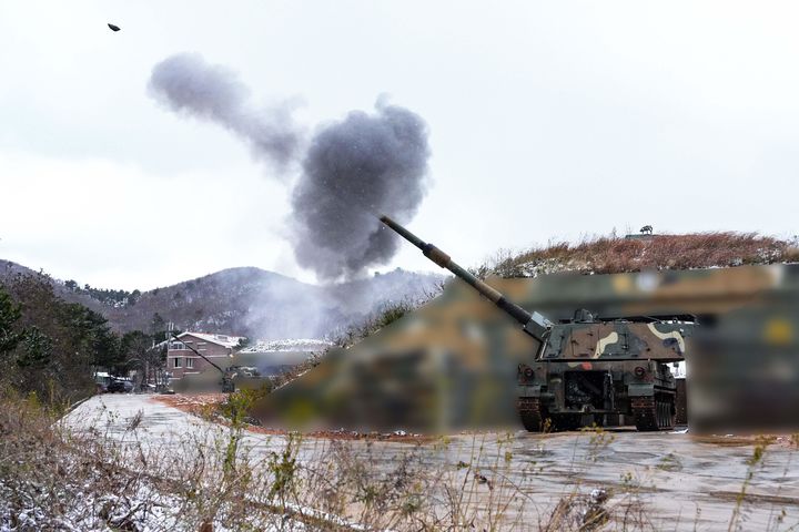 [서울=뉴시스] 해병대사령부는 27일 서북도서방위사령부가 백령도에서 해상사격훈련을 실시했다고 밝혔다. 훈련에는 K-9 자주포가 참가해 200여 발을 사격했다. (사진=해병대사령부 제공) 2024.11.27. photo@newsis.com *재판매 및 DB 금지