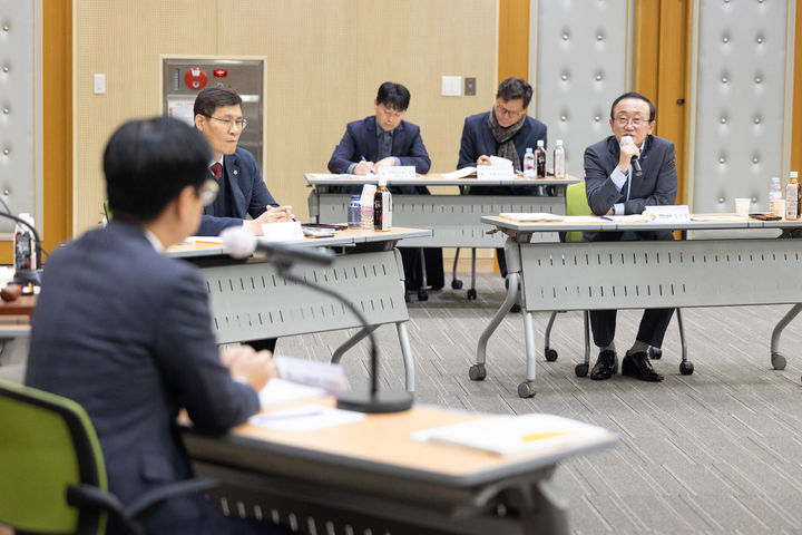 김덕현 연천군수, 행정안전부에 지방소멸 대응 위한 주요 현안 건의 *재판매 및 DB 금지