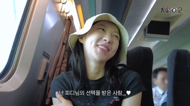 [서울=뉴시스] 지난달 30일 유튜브 채널 '주혀녕이'에는 '뒷 부국제 브이로그' 영상이 올라왔다. (사진= 유튜브 '주혀녕이' 캡처 ) 2024.12.03. photo@newsis.com *재판매 및 DB 금지