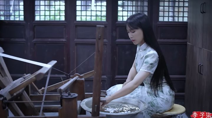 중국 유튜버 리쯔치(李子柒·Liziqi)가 3년 반만에 활동을 재개했다.(사진 : 리쯔치 유튜브 채널 영상 캡처) *재판매 및 DB 금지