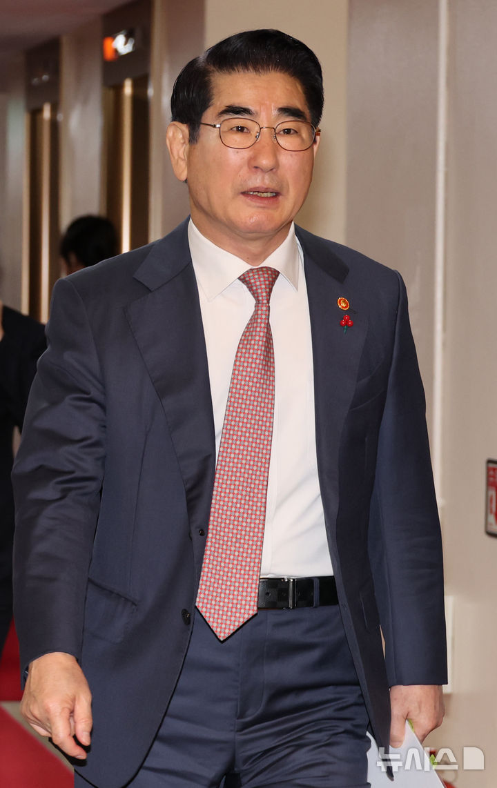 김용현, 텔레그램 계정 탈퇴 후 재가입…증거 인멸 시도했나