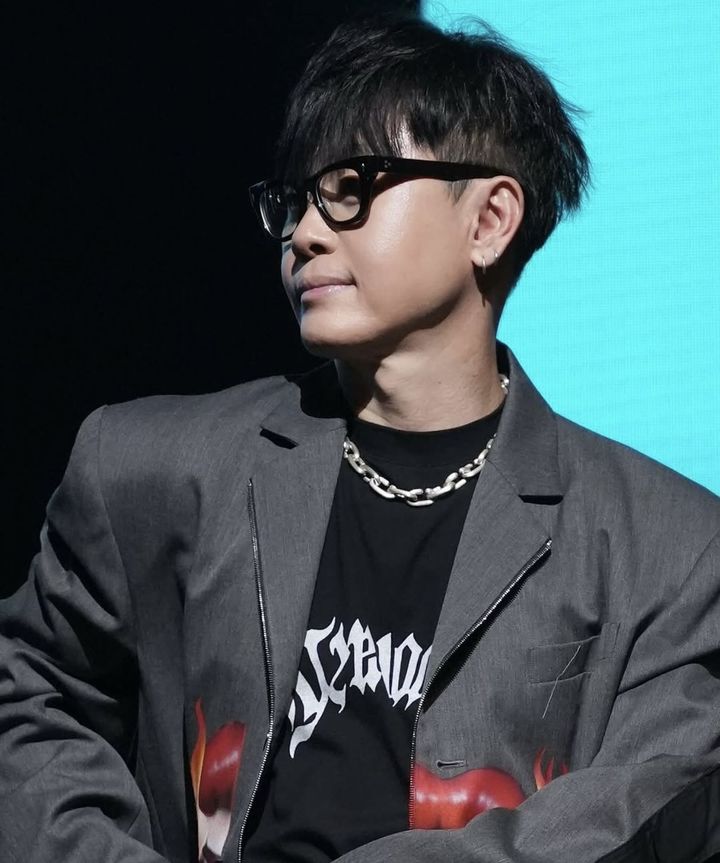 [서울=뉴시스] 이승환. (사진 = 인스타그램 캡처) 2024.12.04. photo@newsis.com *재판매 및 DB 금지