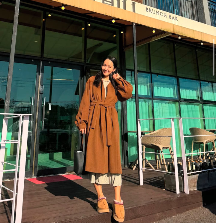 [서울=뉴시스] 5일 박지윤은 자신의 사회관계망서비스(SNS)에 "참으로 이상하고 길었던 하루. 여기저기 울리는 단톡창에 요란스럽게 시작했다"고 운을 뗐다. (사진=인스타그램 갈무리) *재판매 및 DB 금지