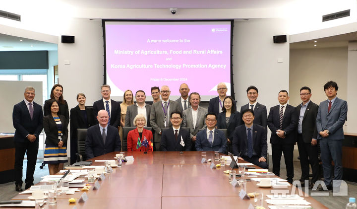 [세종=뉴시스]농림축산식품부는 호주 퀸즐랜드주에서 지난 5일과 6일(현지시각) 개최된 '한-호주 스마트팜 협력 위크'가 성공적으로 마무리됐다.(사진=농식품부 제공)