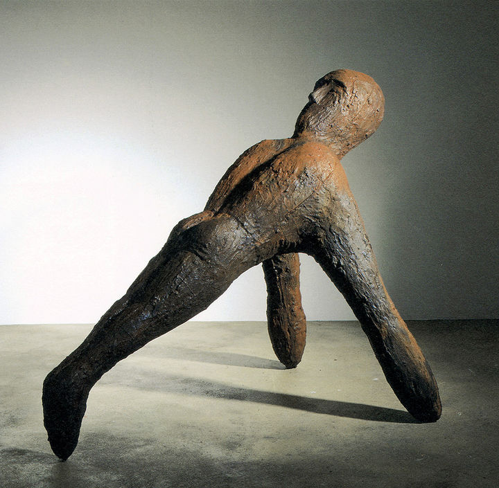 이종빈, Distortion 왜곡, 1997, Steel casting, 96 ×124 × 180 cm *재판매 및 DB 금지