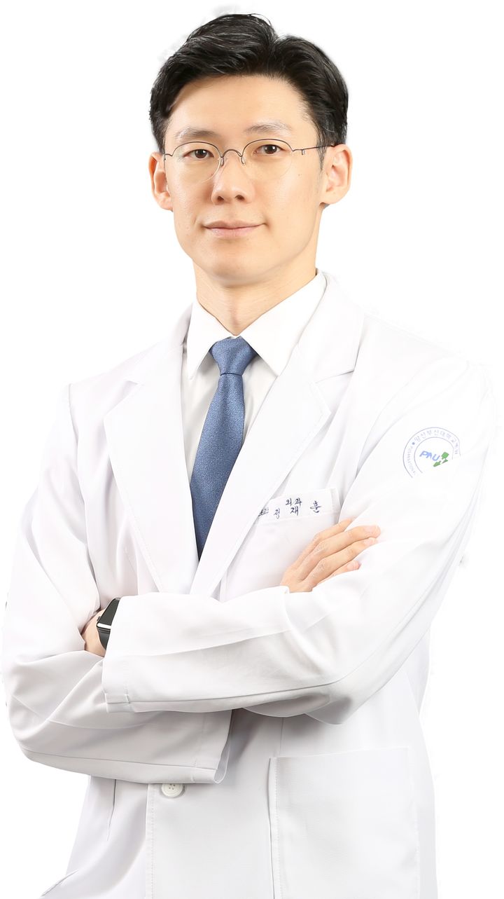 [양산=뉴시스] 양산부산대병원 위장관외과 정재훈 교수. (사진=양산부산대병원 제공) 2024.12.09. photo@newsis.com *재판매 및 DB 금지