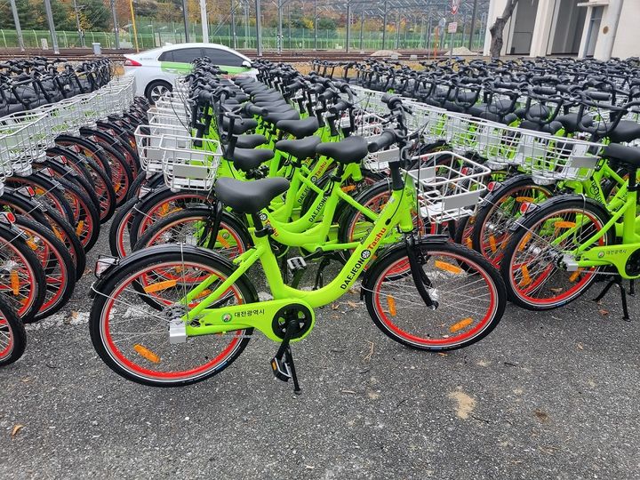 [대전=뉴시스]디자인과 성능이 개선된 대전 공영자전거 '타슈'. (사진=대전시 제공). 2024. 12. 11 photo@newsis.com *재판매 및 DB 금지