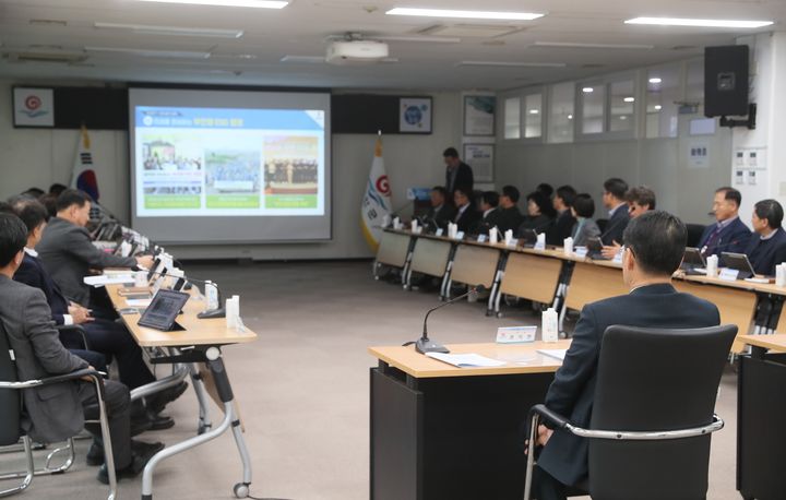 '새만금엔 RE100산단, 경제는 세바퀴'…부안군, 2030 비전공유회