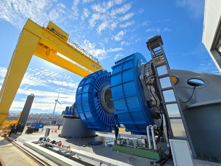 사천 공장 내 10㎿ 해상풍력발전기 제품. (사진=유니슨) *재판매 및 DB 금지