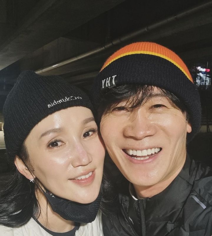 [서울=뉴시스] 박보경(왼쪽), 진선규. (사진=진선규 인스타그램 캡처) 2024.12.13. photo@newsis.com&nbsp; *재판매 및 DB 금지