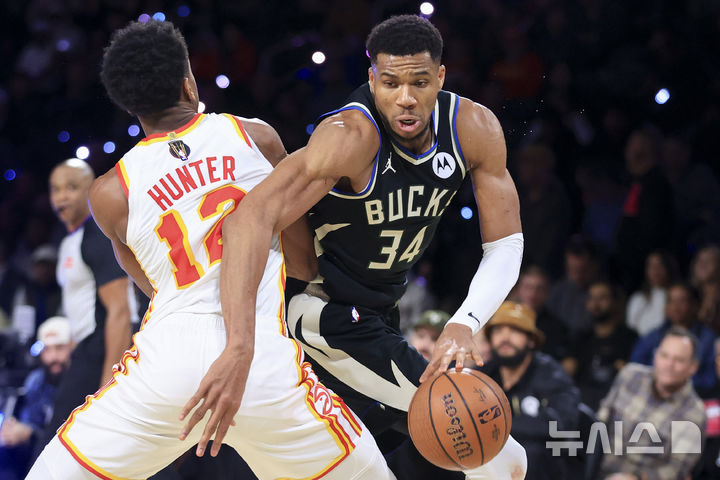 [라스베이거스=AP/뉴시스] 미국프로농구(NBA) 밀워키 벅스의 지아니스 아데토쿤보. 2024. 12. 14.