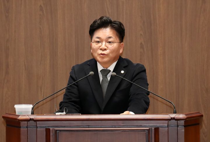 [홍성=뉴시스] 김민수 충남도의원 본회의 발언 모습. *재판매 및 DB 금지