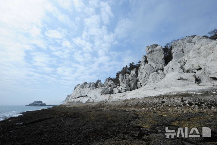[인천=뉴시스] 인천 옹진군 소청도 분바위 모습. (사진=뉴시스DB) 2011.4.15. photo@newsis.com