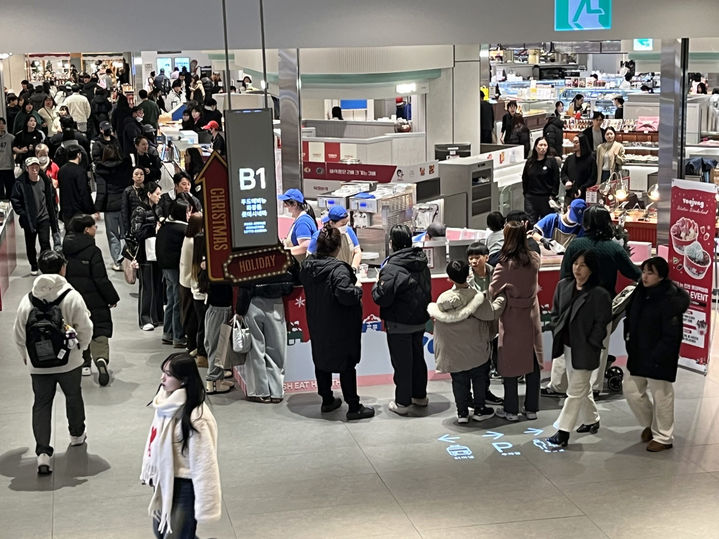 롯데백화점 인천점에 열린 요아정 크리스마스 팝업스토어.(사진=요아정 제공) *재판매 및 DB 금지