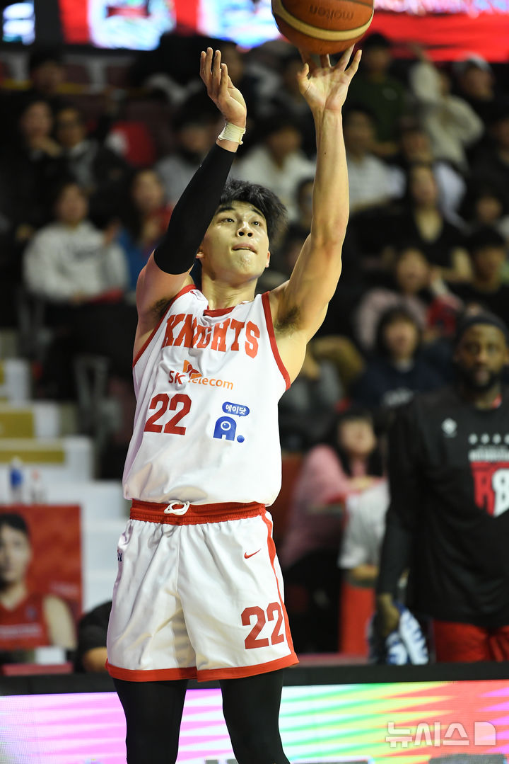 [서울=뉴시스]프로농구 SK 오재현. (사진=KBL 제공)