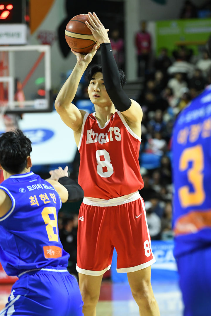 [서울=뉴시스] 프로농구 서울 SK의 안영준. (사진=KBL 제공) *재판매 및 DB 금지