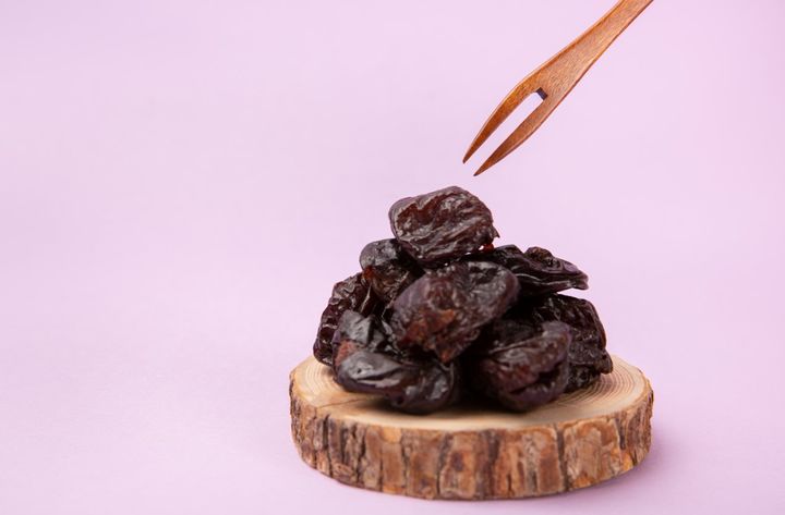 [서울=뉴시스] 쾌변에 도움을 주는 푸룬이 심혈관 질환 예방에 효과적이라는 연구 결과가 잇따라 발표됐다. (사진=유토이미지) *재판매 및 DB 금지