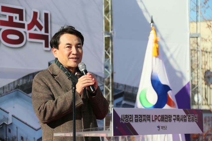 [화천=뉴시스] 27일 강원특별자치도(도지사 김진태)와 화천군은 이날 화천군 사내면 LPG 공급사업소 일원에서 접경지역 생활기반(LPG) 조성사업 준공식을 개최했다고 밝혔다. 강원특별자치도 제공. *재판매 및 DB 금지