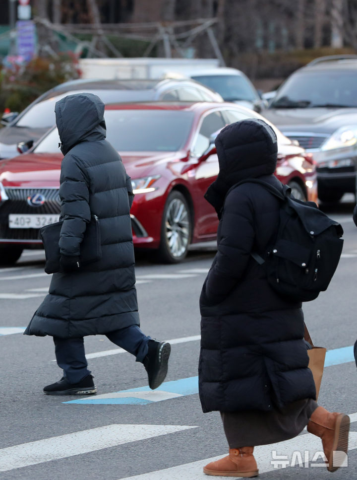 충남권 아침 기온 영하권…강한 바람에 체감온도↓