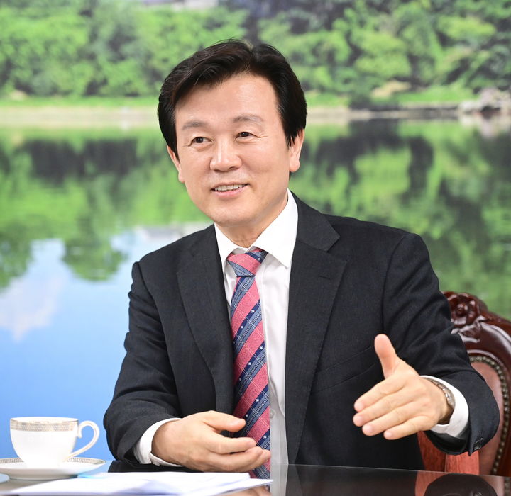 [진주=뉴시스]조규일 진주시장.(사진=진주시 제공).2024.12.31.photo@newsis.com *재판매 및 DB 금지