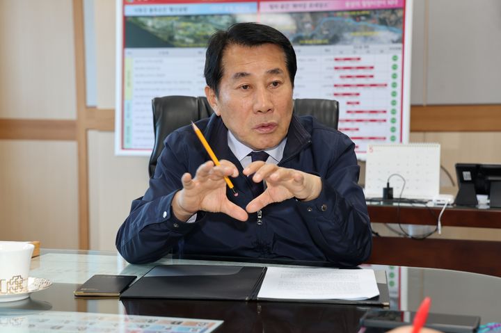[양산=뉴시스] 나동연 양산시장. (사진=양산부산대병원 제공) 2025.01.01. photo@newsis.com *재판매 및 DB 금지