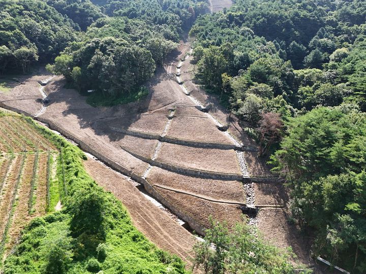 [안동=뉴시스] 예천군 은풍면 동사리의 산사태 피해지가 복구 완료된 모습. (사진=경북도 제공) 2025.01.02. photo@newsis. *재판매 및 DB 금지