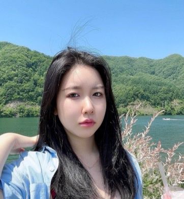 [서울=뉴시스] 피고인 김씨는 지난해 5월21일 오전 5시께 서울 광진구 자양동의 한 다세대주택에서 여자친구를 살해한 혐의로 1심에서 징역 20년을 선고받았다. 사진은 고(故) 김경선씨. (사진 = 김현성씨 제공) 2025.01.05. *재판매 및 DB 금지