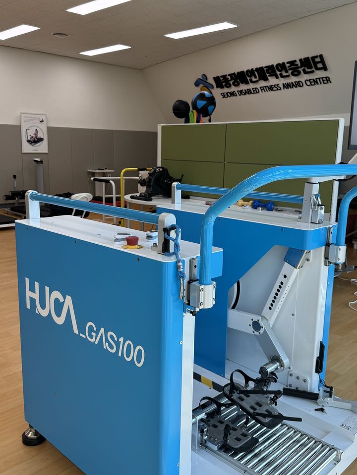 [세종=뉴시스] 재활에 활용된 혁신제품 'HUCA-GAS100'. (사진=세종시 제공) 2025.01.07. photo@newsis.com *재판매 및 DB 금지