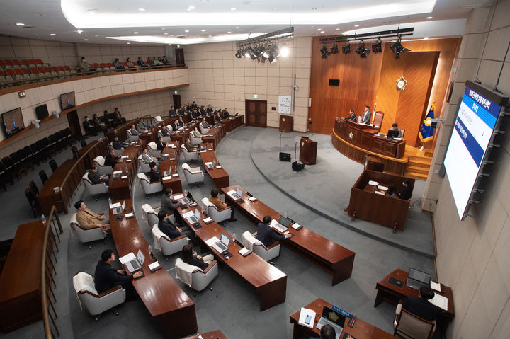 군산시의회, 추가경정예산안 228억 확정 등 안건 처리