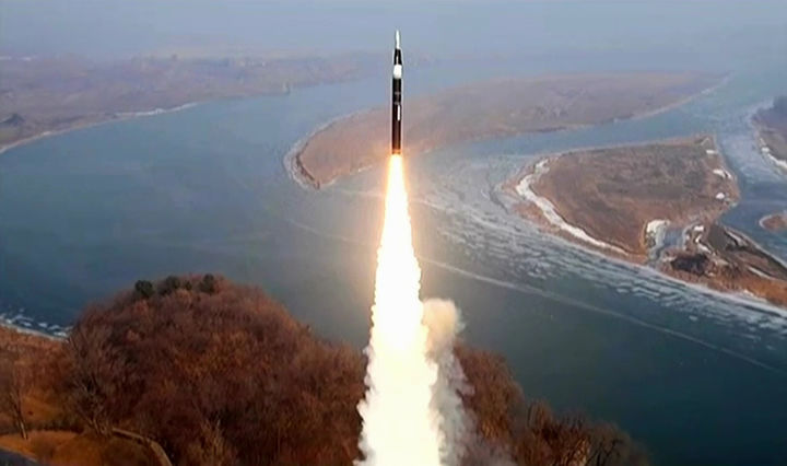 북, 한중 정상회담 앞두고 새해 첫 미사일 도발(종합)