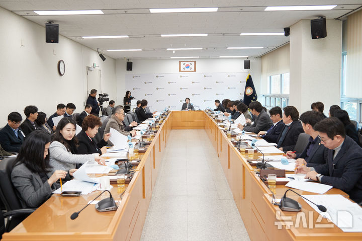 [용인=뉴시스]7일 열린 용인특례시의회 월례회의(사진=용인시의회 제공) 2025.01.08. photo@newsis.com