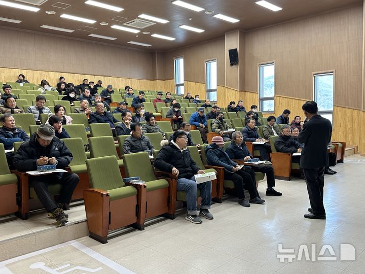 [완주=뉴시스] 자료사진. 완주군, 농업인 실용교육 모습. *재판매 및 DB 금지