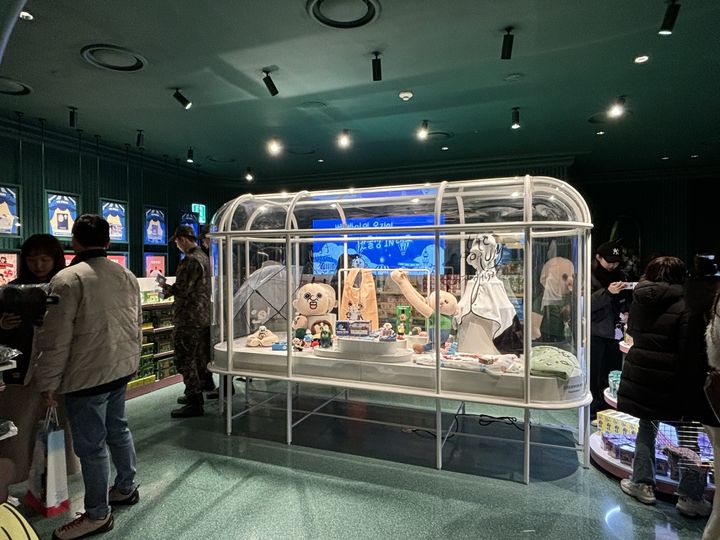 [대구=뉴시스] 현대백화점 더현대 대구는 9층 더포럼에서 유튜브 채널 '빵빵이의 일상'의 팝업스토어를 진행한다. (사진 = 현대백화점 더현대 대구 제공) 2025.01.08. photo@newsis.com *재판매 및 DB 금지