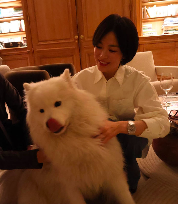 [서울=뉴시스] 송혜교. (사진=인스타그램 갈무리) 2025.1.14. photo@newsis.com *재판매 및 DB 금지