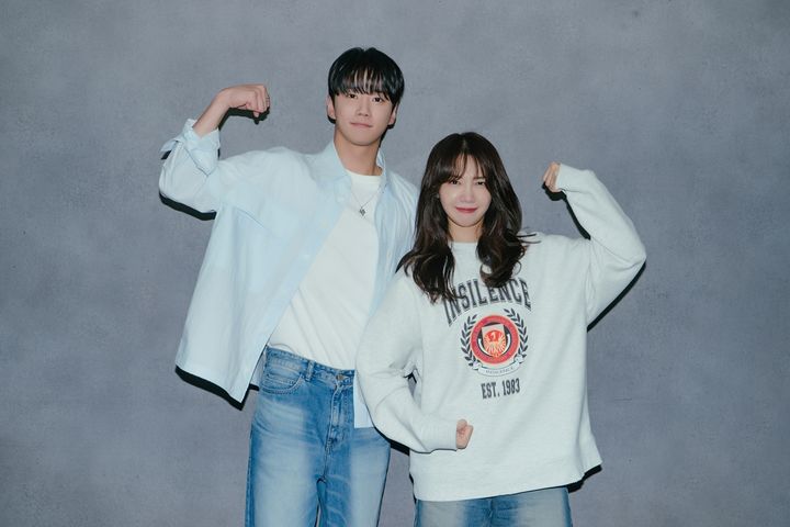 이준영(왼쪽), 정은지