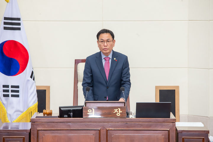 [구미=뉴시스] 임시회 개회사하는 박교상 의장 (사진=구미시의회 제공) 2025.01.15 photo@newsis.com *재판매 및 DB 금지