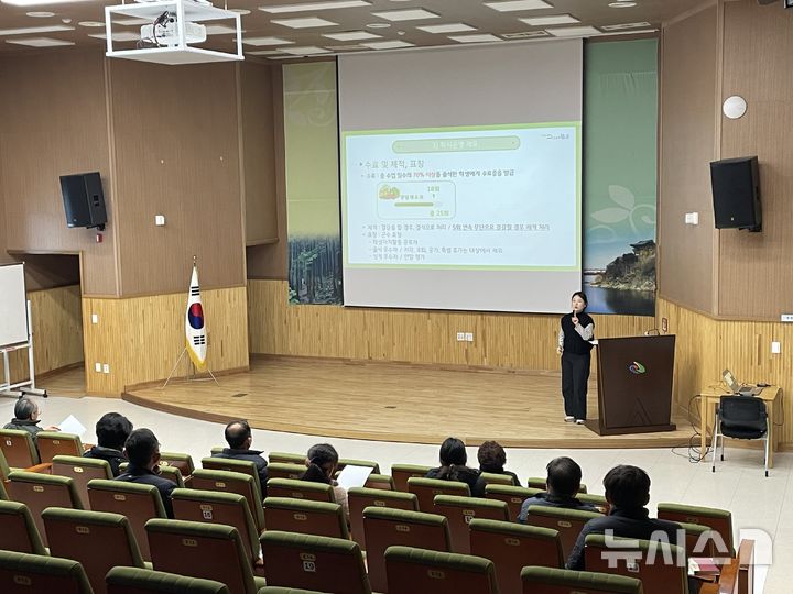 [완주=뉴시스] 완주군 농업인대학 교육 모습. *재판매 및 DB 금지
