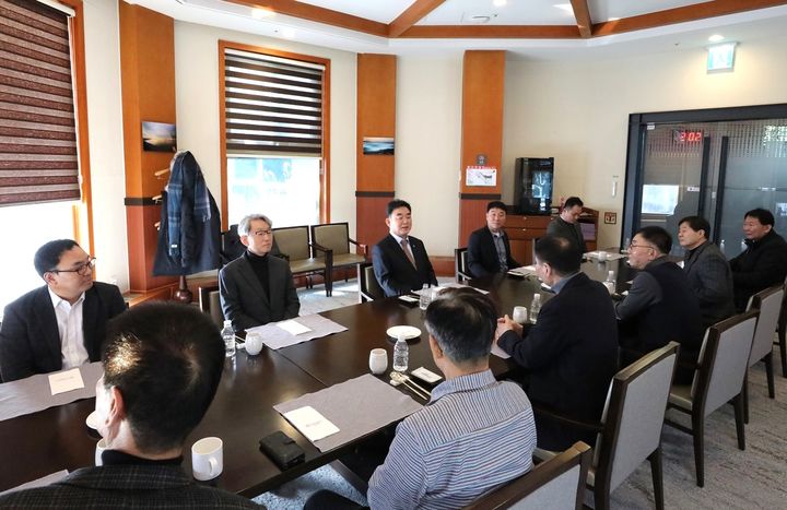 진폐단체연합회 회장단 초청 간담회 *재판매 및 DB 금지