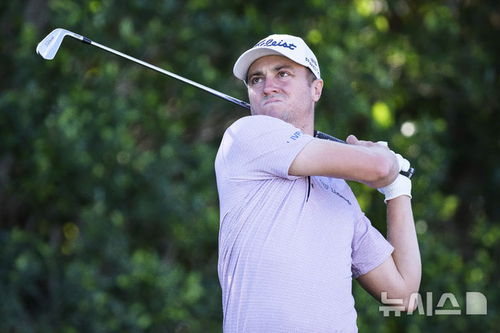 [라킨타=AP/뉴시스] 미국프로골프(PGA) 투어의 저스틴 토머스. 2025. 1. 16.