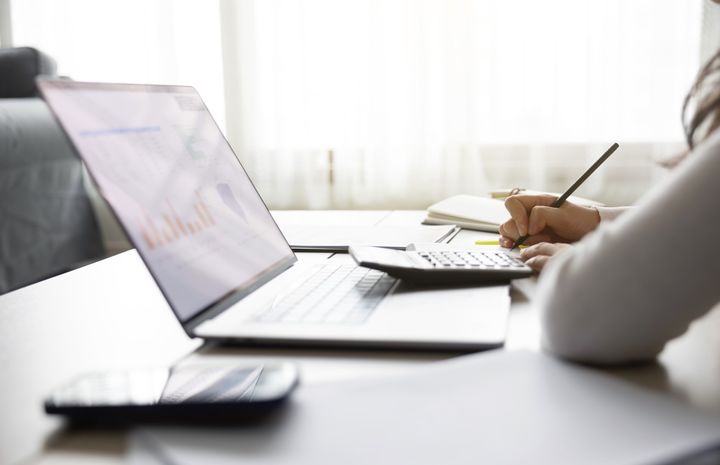 [서울=뉴시스] 덴마크에서 주 50시간 넘게 일하는 인구는 전체 1%에 불과한 것으로 나타났다. 덴마크 근로자들의 '워라밸'의 비결로는 민주적인 직장 문화와 강력한 사회 복지 시스템이 지목됐다. (사진=유토이미지) *재판매 및 DB 금지