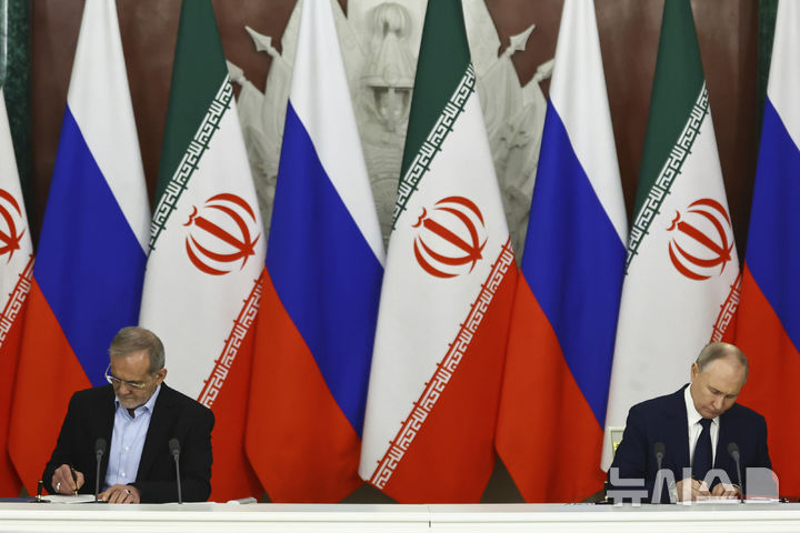 "러·이란, 8500억원 규모 비밀 무기 계약…방공망 복원"