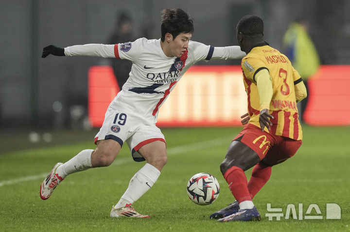 [랑스=AP/뉴시스]프랑스 PSG 이강인. 2025.01.18.