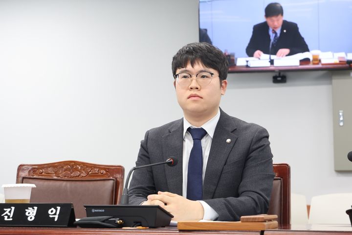 [창원=뉴시스] 강경국 기자 = 진형익 경남 창원시의원. (사진=창원시의회 제공). 2025.01.20. photo@newsis.com *재판매 및 DB 금지