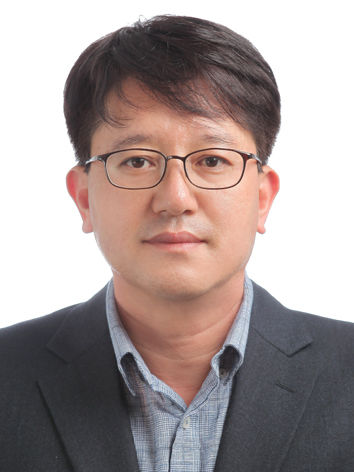 [진주=뉴시스]경남서부세관 제7대 김이석 세관장.(사진=경남서부세관 제공).2025.01.20.photo@newsis.com *재판매 및 DB 금지