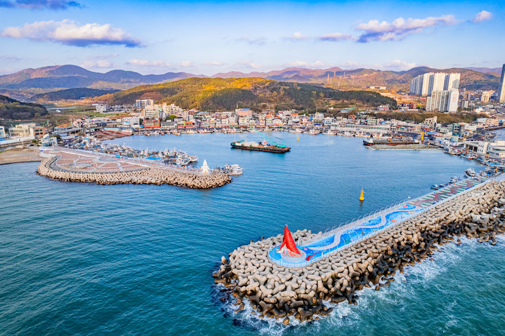 해파랑길에 오션뷰 카페…"설 연휴 울산 북구로 오세요"